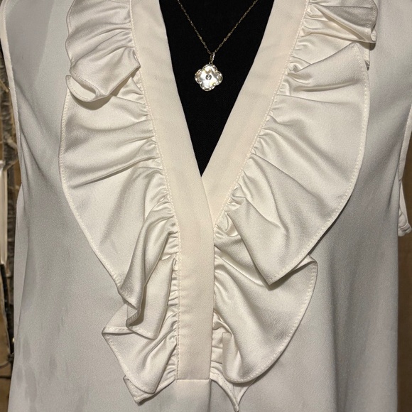 J.Crew Ruffle Front Sleeveless Blouse – White (NWT) - Picture 2 of 6